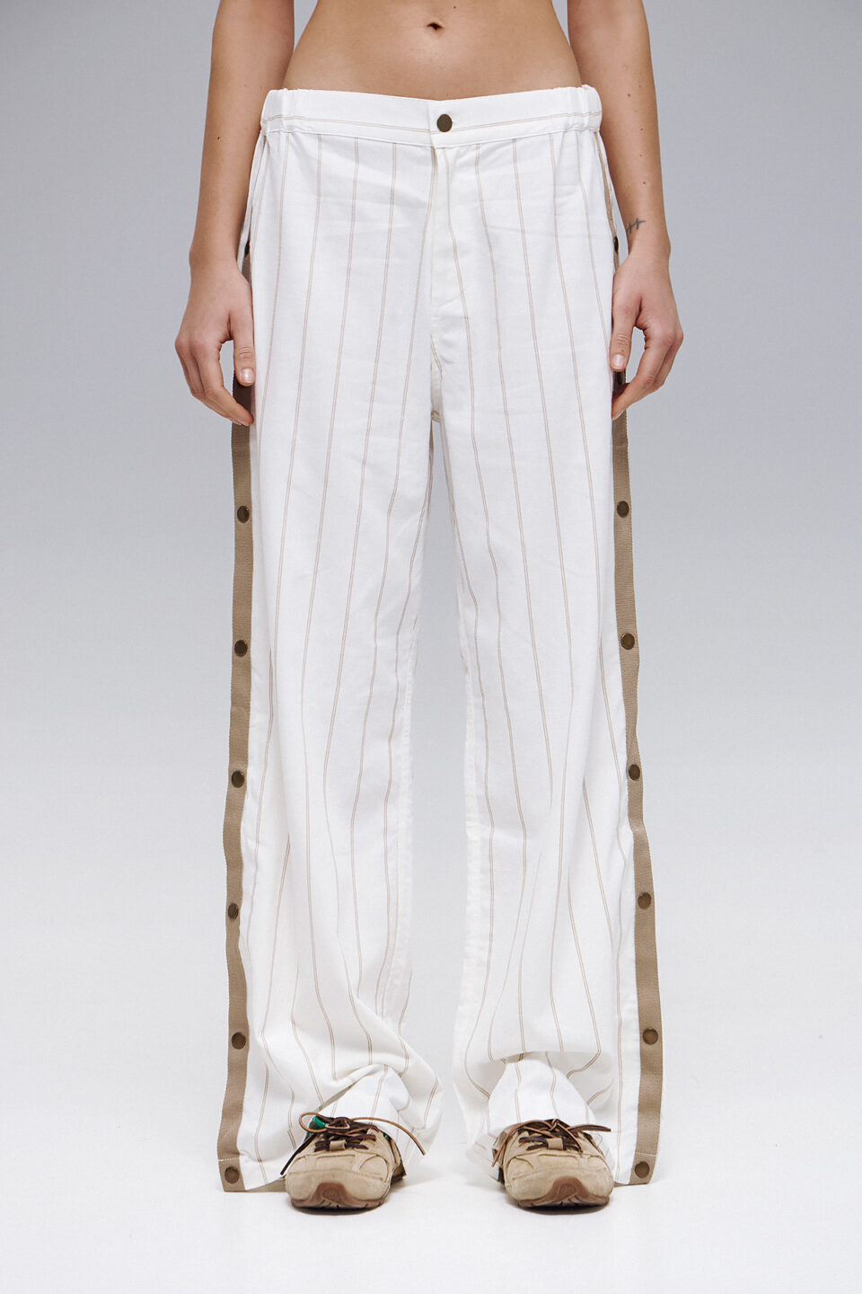 LINEN PANTS IN BEIGE