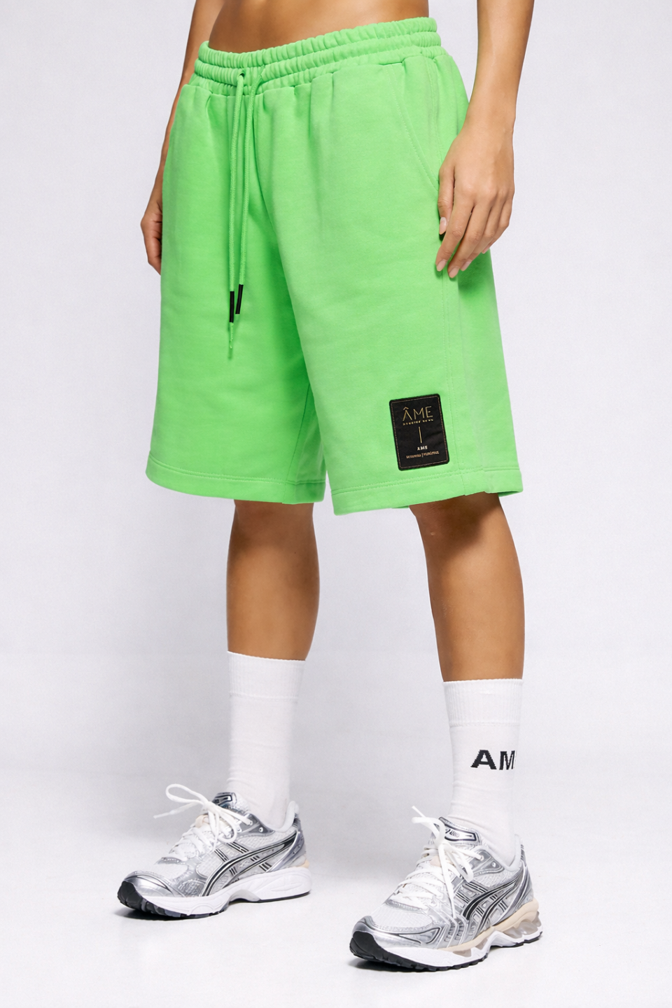 UNISEX SHORTS IN GREEN