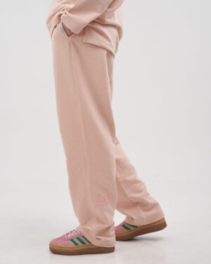 ame15084-scaled