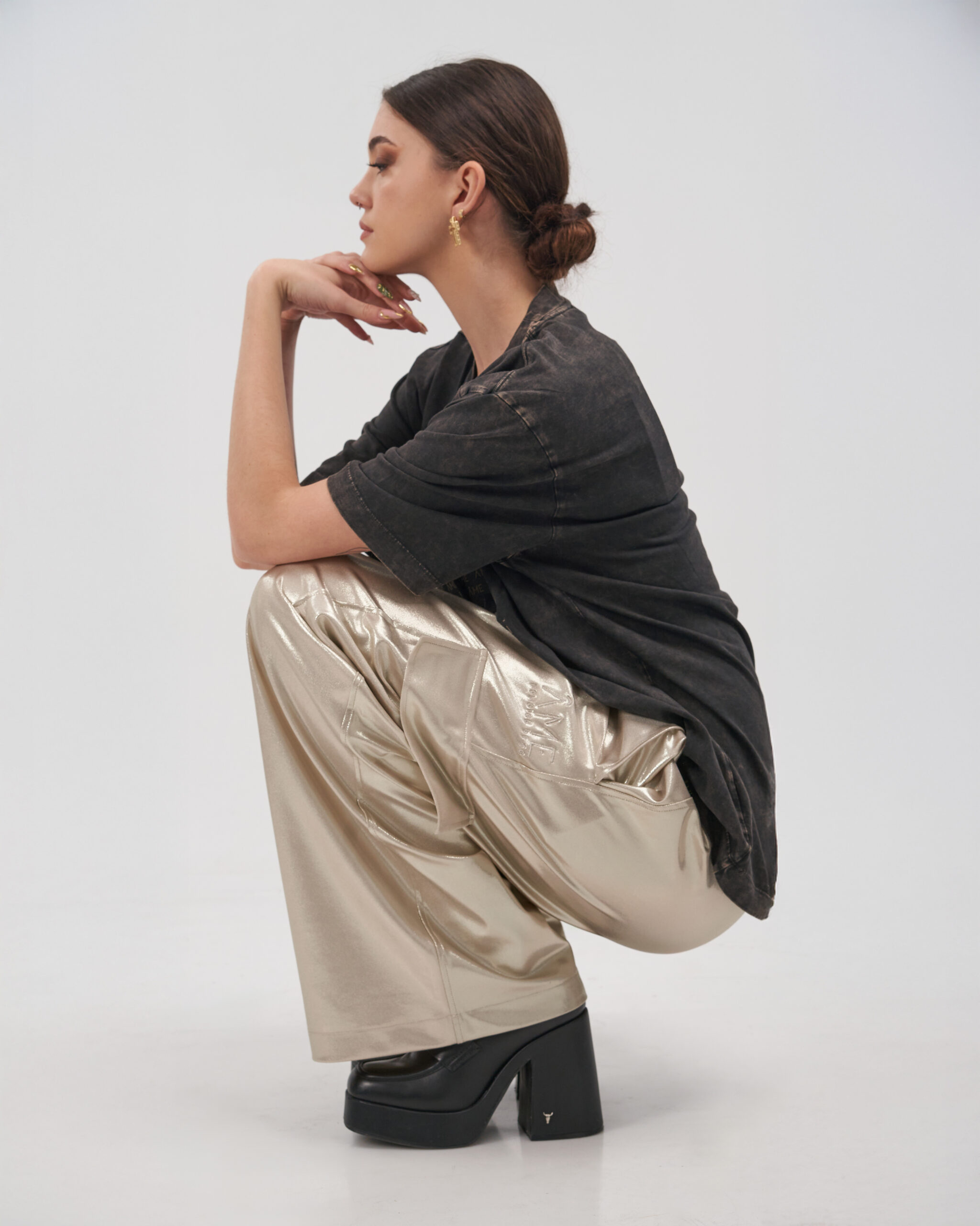 ame15288-1-scaled