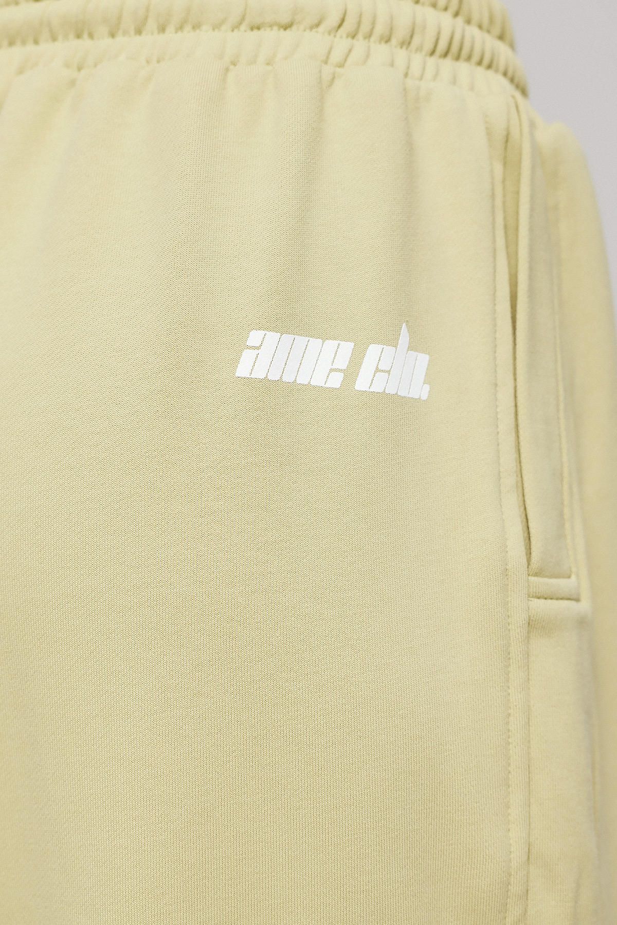 2026_04_18-Ame-eshop075